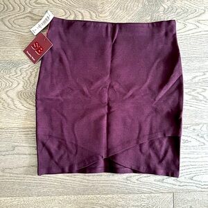 Aritzia Sunday Best Primrose Skirt in Women Size S